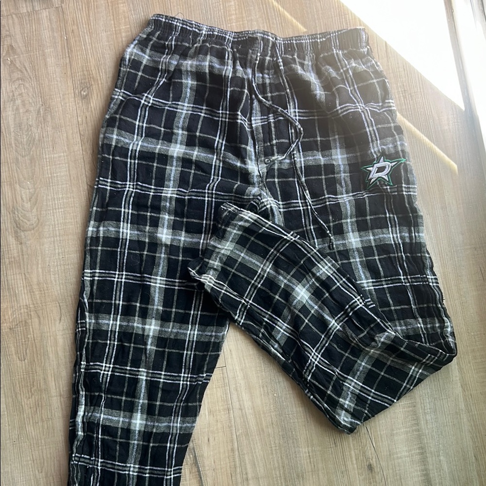 Plaid Black and Green Women’s Pajama Pants